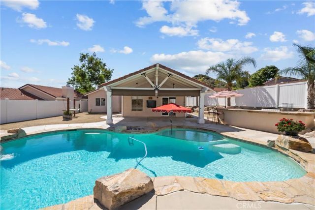 15219 Poppy Meadow, Canyon Country, CA 91387