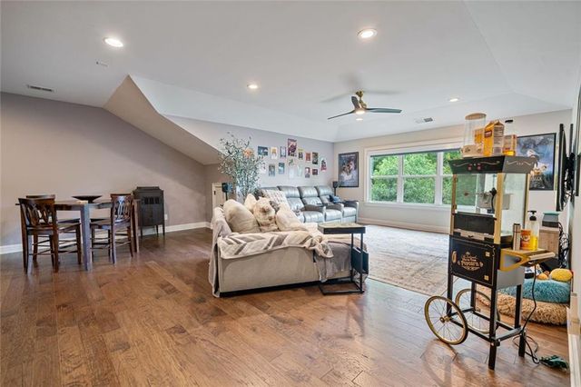 3162 Havencroft Drive Drive NE, Roswell, GA 30075