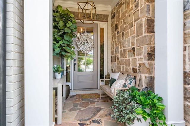 3162 Havencroft Drive Drive NE, Roswell, GA 30075