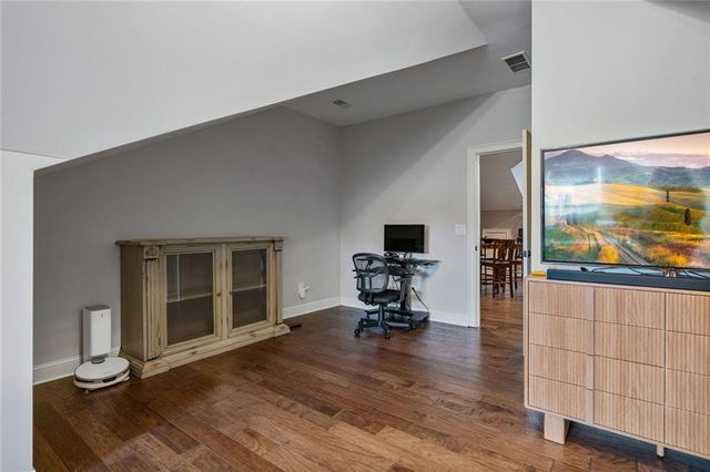 3162 Havencroft Drive Drive NE, Roswell, GA 30075