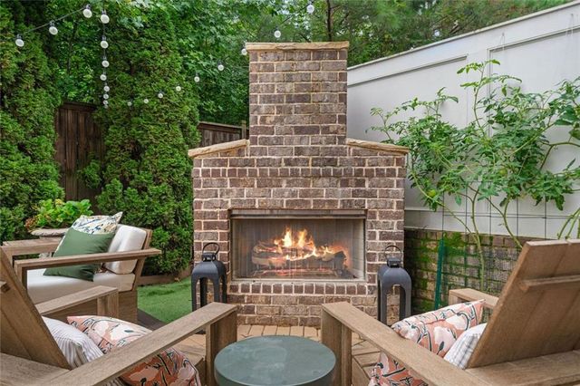 3162 Havencroft Drive Drive NE, Roswell, GA 30075