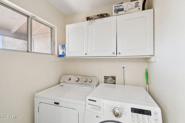 4530 W Continental Drive, Glendale, AZ 85308