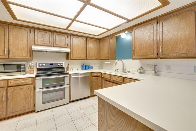 500 Gray Fox Run, Edmond, OK 73003