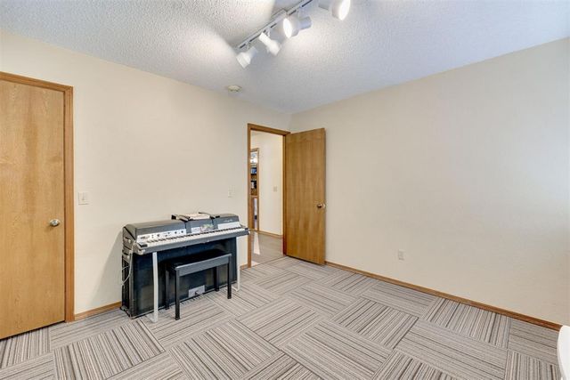 500 Gray Fox Run, Edmond, OK 73003