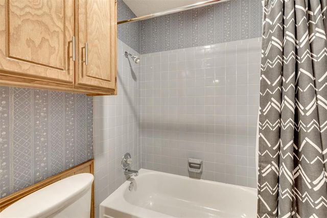 500 Gray Fox Run, Edmond, OK 73003