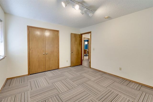 500 Gray Fox Run, Edmond, OK 73003