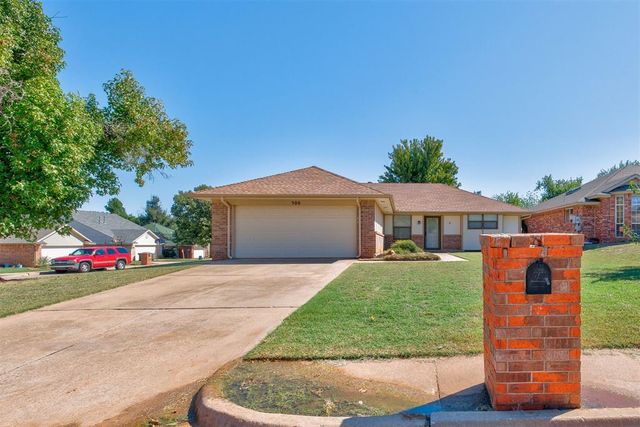 500 Gray Fox Run, Edmond, OK 73003
