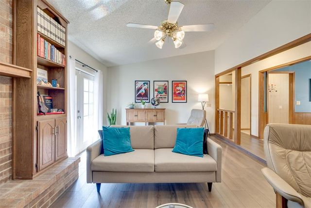 500 Gray Fox Run, Edmond, OK 73003