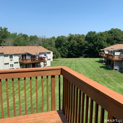 41 Carillon Drive APT D, Rocky Hill, CT 06067