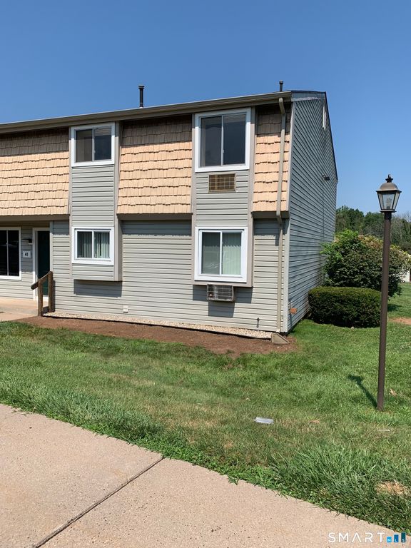 41 Carillon Drive APT D, Rocky Hill, CT 06067
