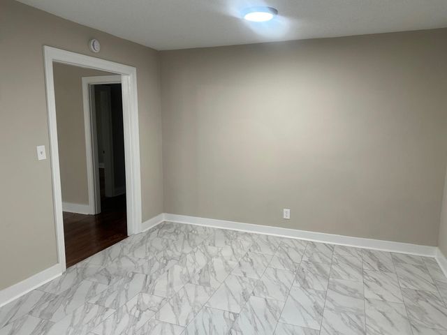 1755 WHITNEY AVE, Memphis, TN 38127