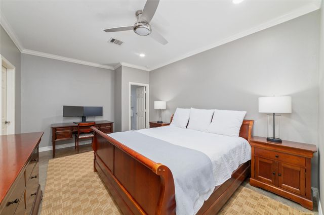 609 Jackson Hill Street, Houston, TX 77007