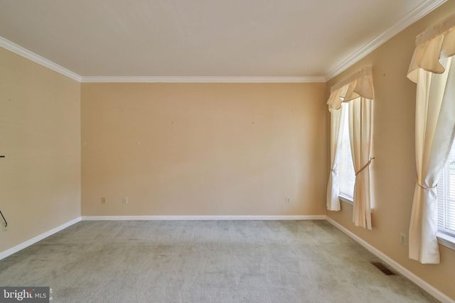 13 WINDRIFT CT, Easton, PA 18045