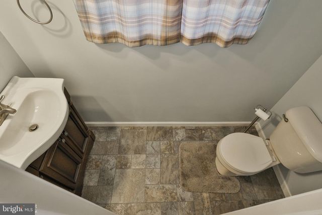 13 WINDRIFT CT, Easton, PA 18045