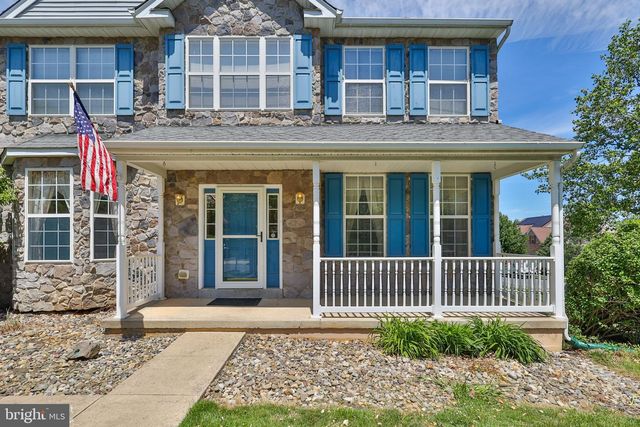 13 WINDRIFT CT, Easton, PA 18045
