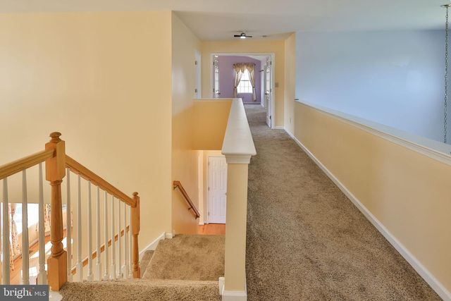 13 WINDRIFT CT, Easton, PA 18045