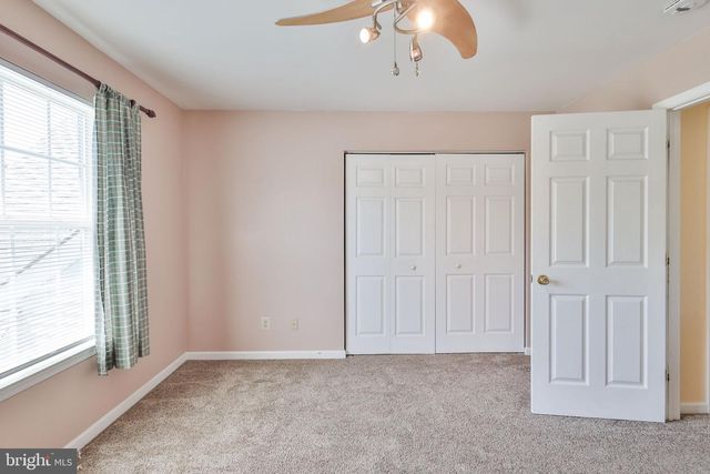 13 WINDRIFT CT, Easton, PA 18045