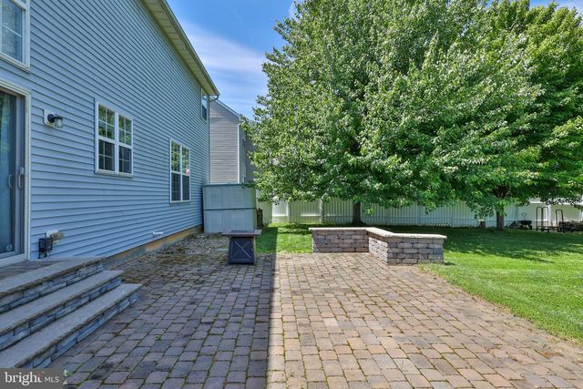 13 WINDRIFT CT, Easton, PA 18045