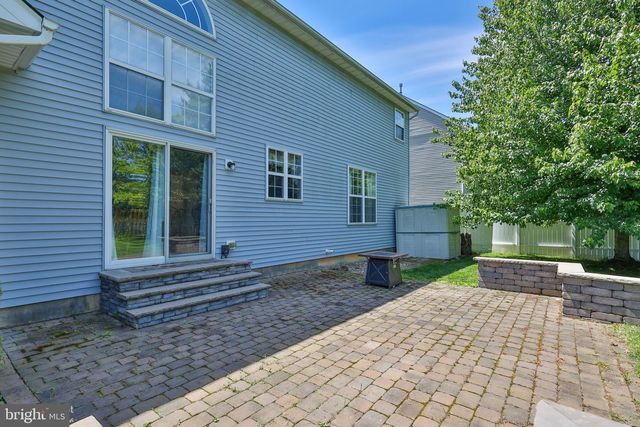 13 WINDRIFT CT, Easton, PA 18045