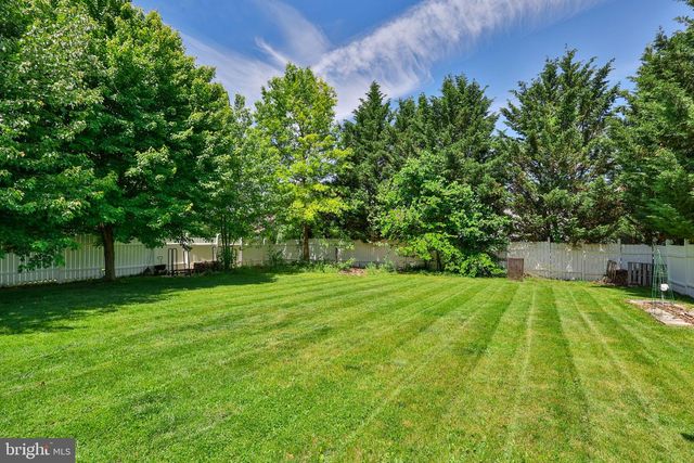 13 WINDRIFT CT, Easton, PA 18045