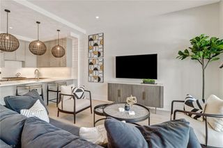 850 Central AVE 209, Naples, FL 34102