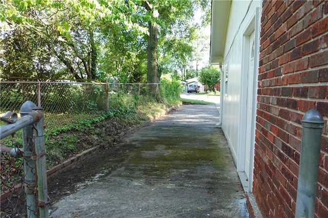 186 Zelma Street SW, Marietta, GA 30060