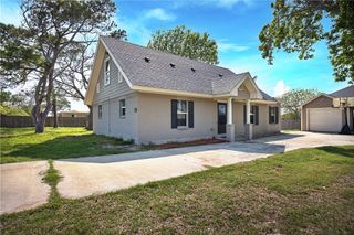 1873 Elizabeth St, Ingleside, TX 78362