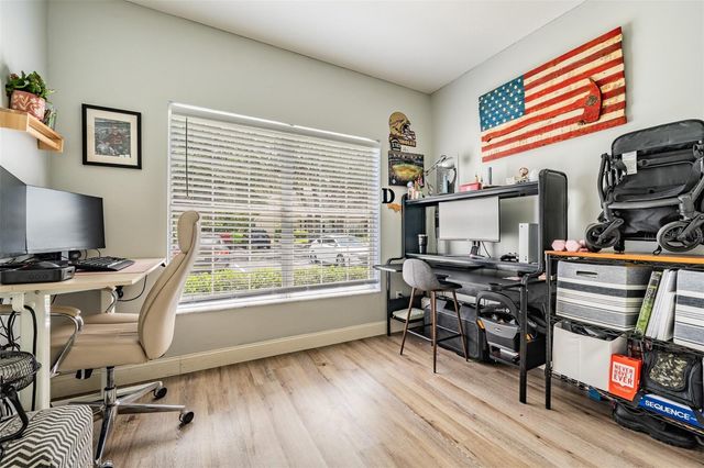 5886 FISHHAWK RIDGE DRIVE, Lithia, FL 33547