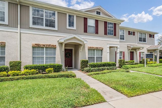 5886 FISHHAWK RIDGE DRIVE, Lithia, FL 33547