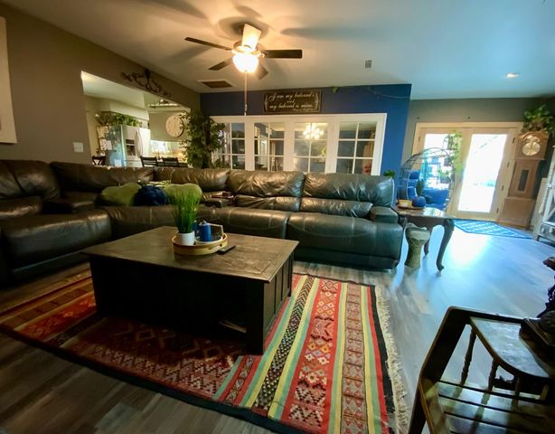 48833 Rock Point Road, Oakhurst, CA 93644