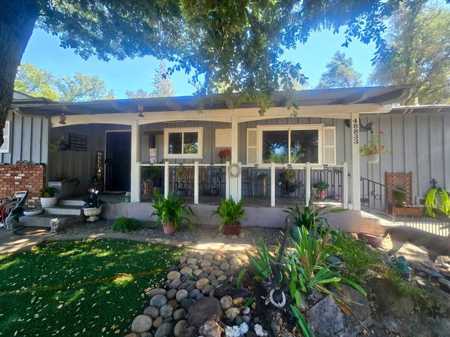 48833 Rock Point Road, Oakhurst, CA 93644