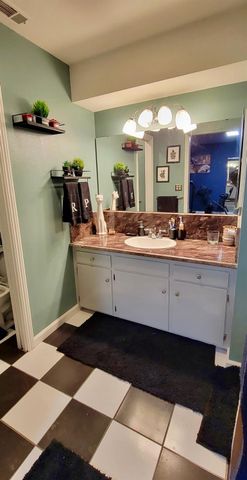 48833 Rock Point Road, Oakhurst, CA 93644