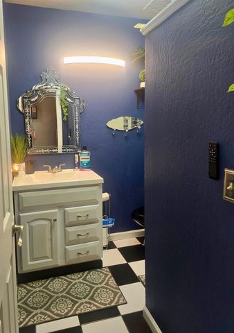 48833 Rock Point Road, Oakhurst, CA 93644