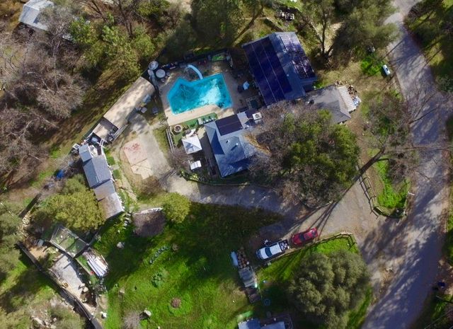 48833 Rock Point Road, Oakhurst, CA 93644