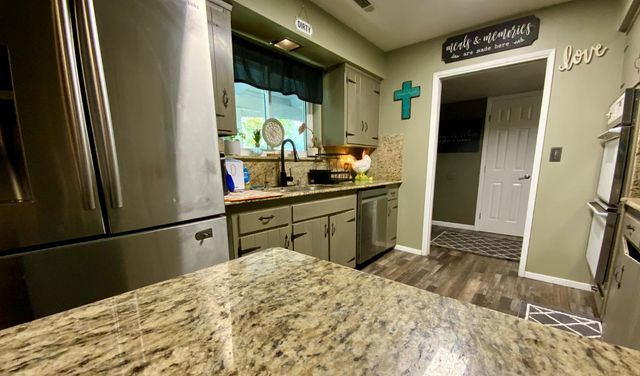 48833 Rock Point Road, Oakhurst, CA 93644