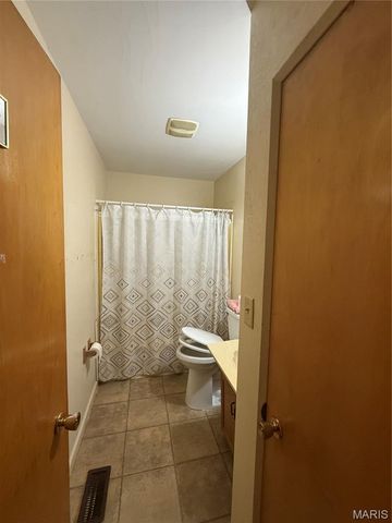 1200 Alton Avenue, Madison, IL 62060