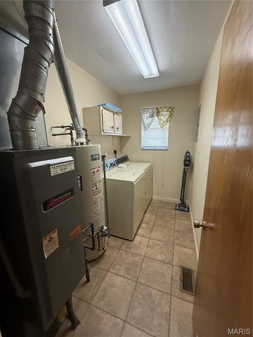 1200 Alton Avenue, Madison, IL 62060