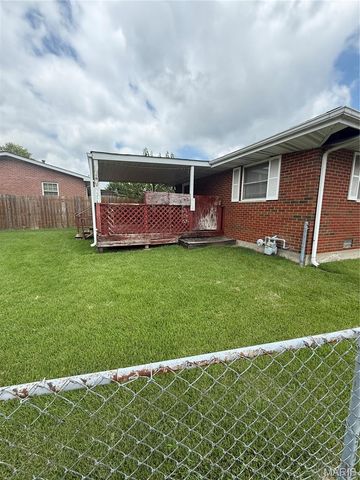 1200 Alton Avenue, Madison, IL 62060