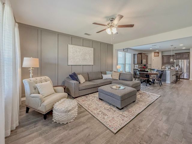 1005 Napier Way, Fort Worth, TX 76247