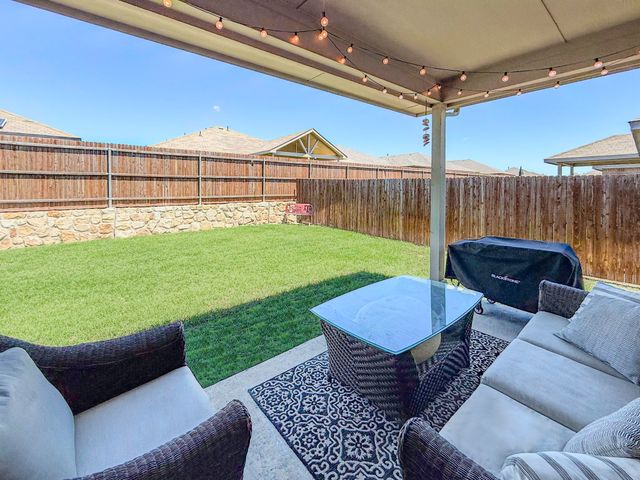 1005 Napier Way, Fort Worth, TX 76247