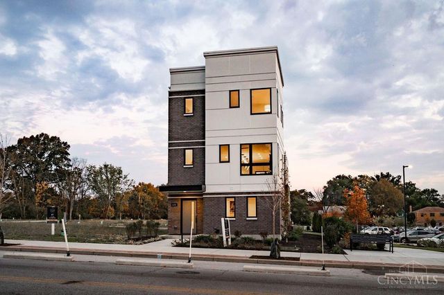 6233 Station Court Drive, Cincinnati, OH 45224