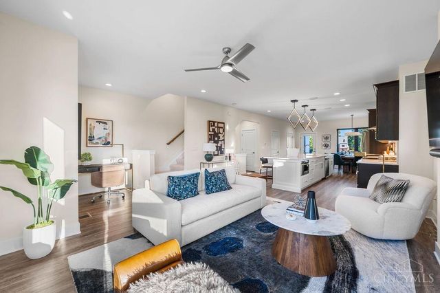 6233 Station Court Drive, Cincinnati, OH 45224