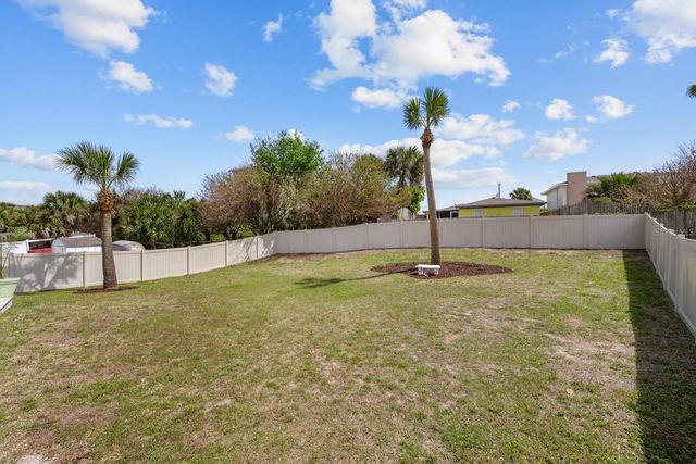 1946 N DAYTONA AVENUE, Flagler Beach, FL 32136