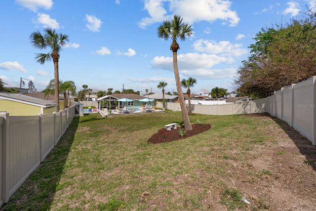 1946 N DAYTONA AVENUE, Flagler Beach, FL 32136