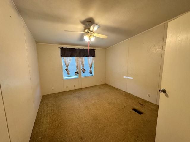 800 Longhollow RD D, Dale, TX 78616