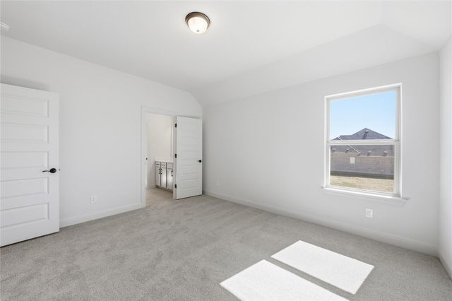 933 Sunny Ridge DR, Leander, TX 78641