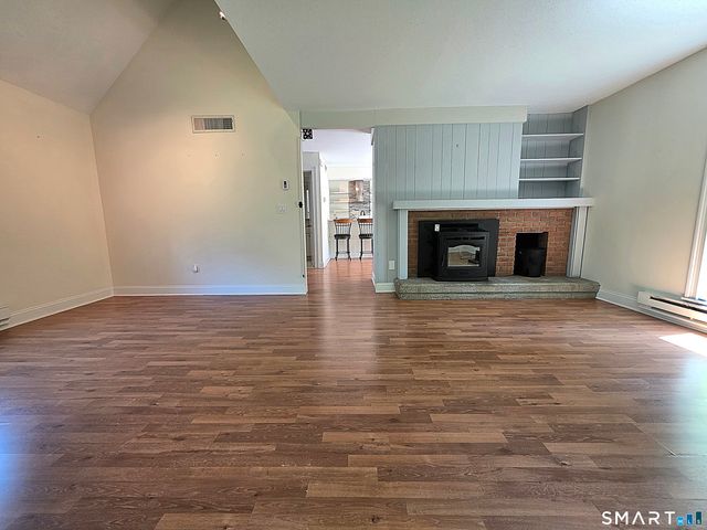 2 Heritage Village B, Southbury, CT 06488