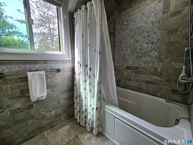 2 Heritage Village B, Southbury, CT 06488
