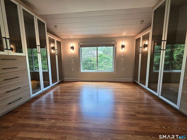 2 Heritage Village B, Southbury, CT 06488