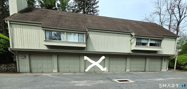 2 Heritage Village B, Southbury, CT 06488